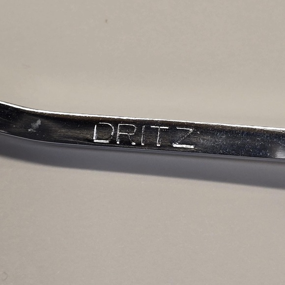 Vintage Dritz Tracing Wheel Perforating Cut Tool Pink Bakelite Handle 6" Japan - Picture 3 of 5